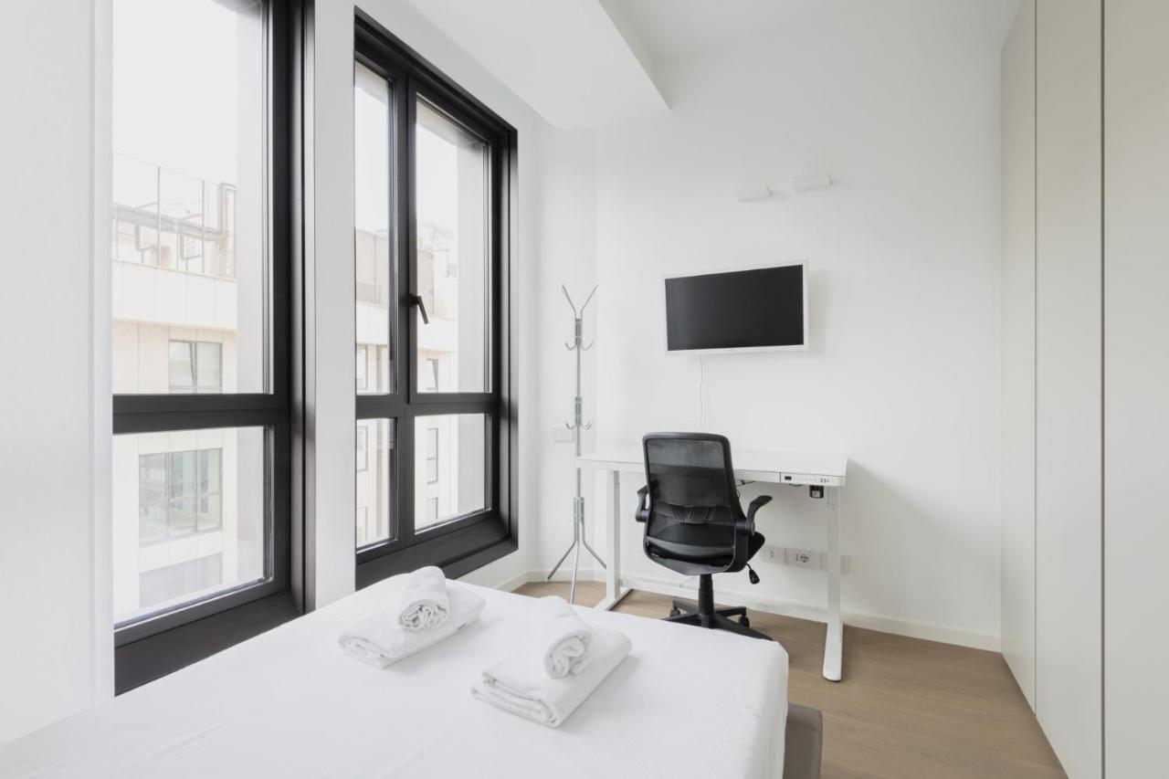 Easylife - Lussuosa Dimora Con Rooftop Condominiale Vista Duomo Milão Exterior foto