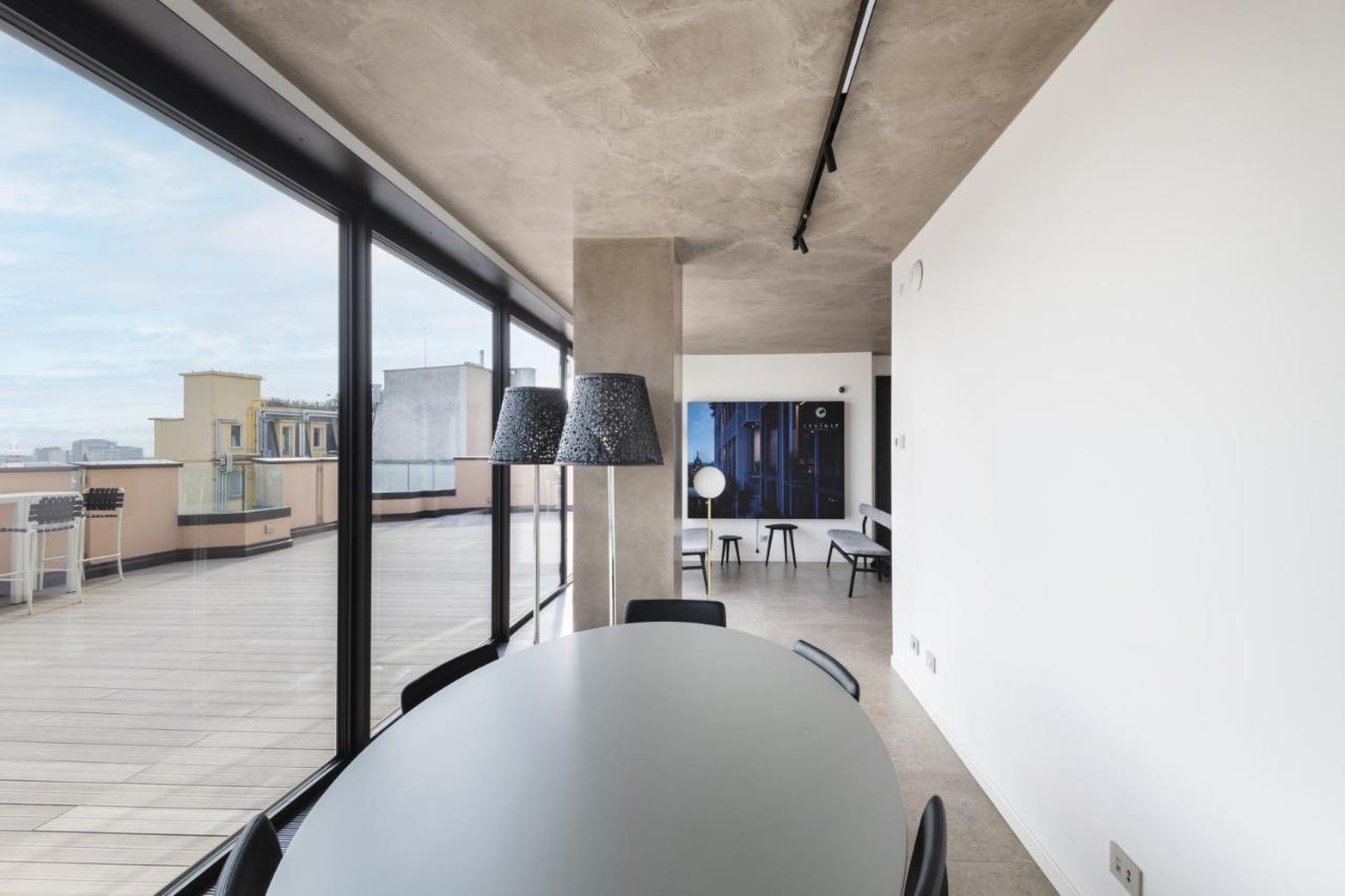 Easylife - Lussuosa Dimora Con Rooftop Condominiale Vista Duomo Milão Exterior foto